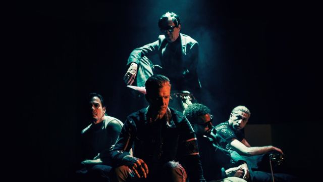 Queens of the Stone Age fala sobre novo álbum, Lolla e saúde de Josh Homme