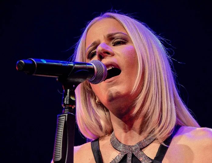Os 5 discos que mudaram a vida de Paula Toller, do Kid Abelha